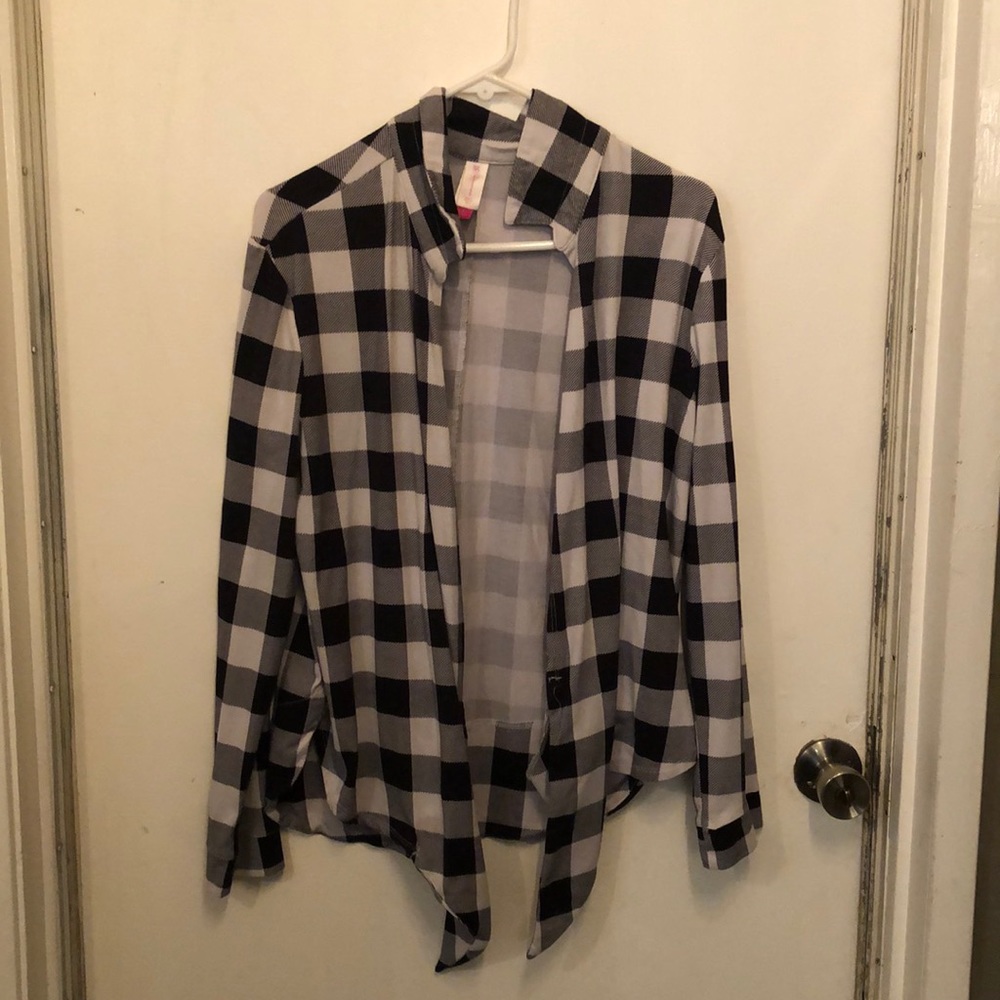 Black and white cover up